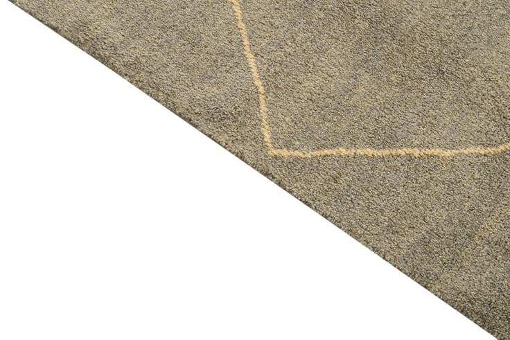 Detail image of 4' 6 x 6' 10 Hand Knotted Moroccan Wool Rug