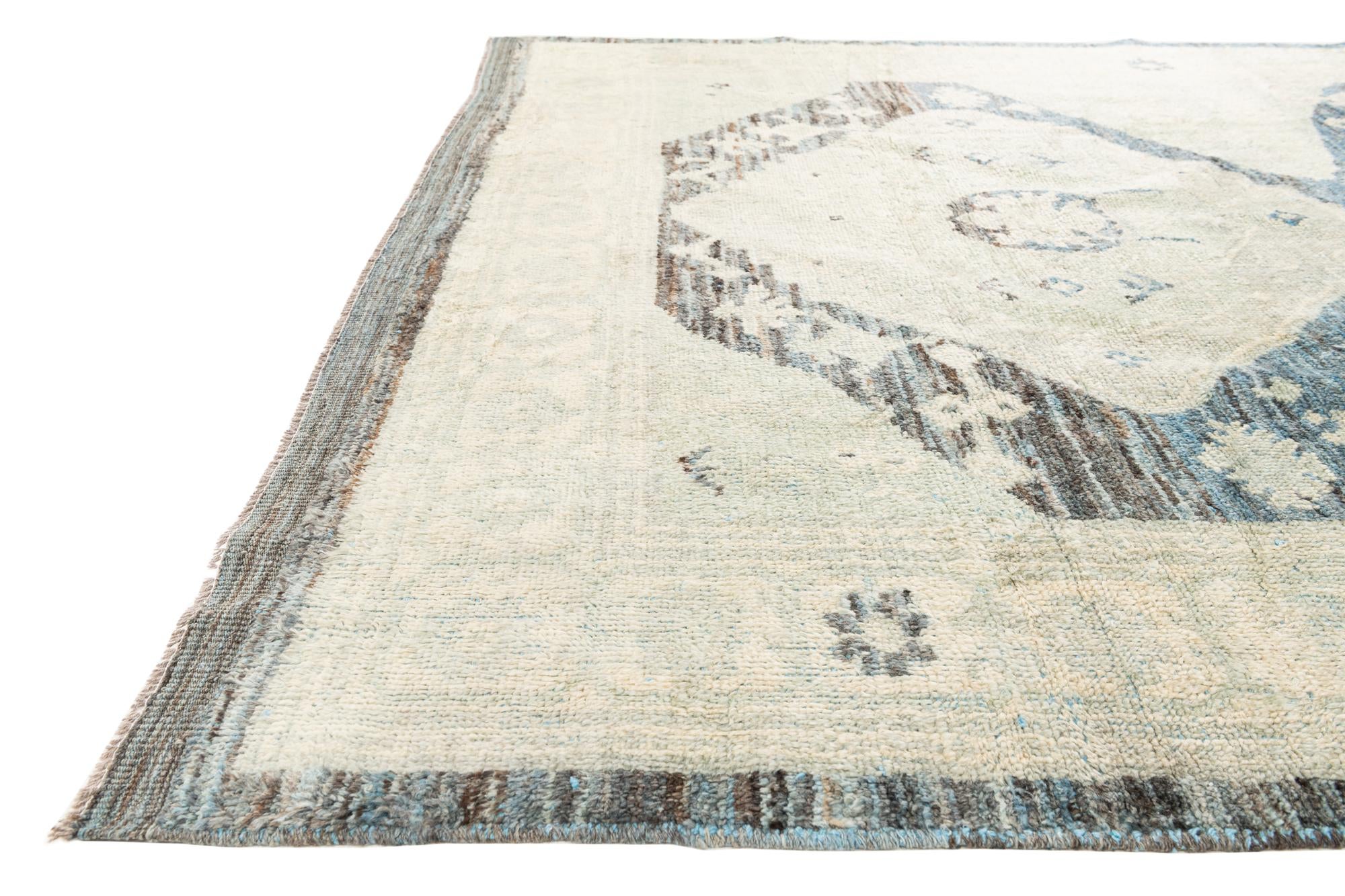 8' x 9' 10 Hand Knotted Moroccan Wool Rug