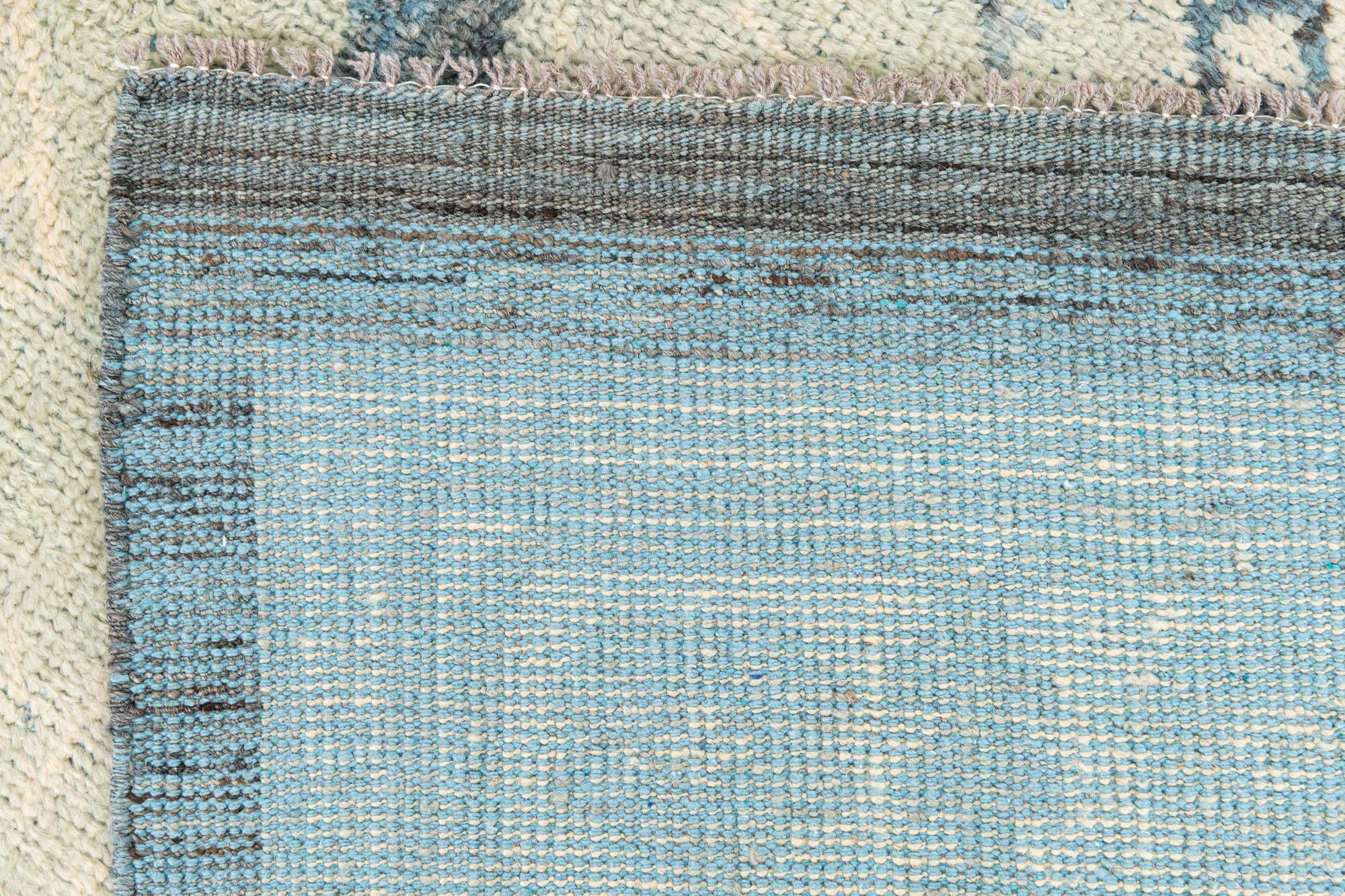 8' x 9' 10 Hand Knotted Moroccan Wool Rug