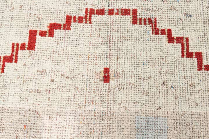 8' x 10' 5 Hand Knotted Moroccan Wool Rug