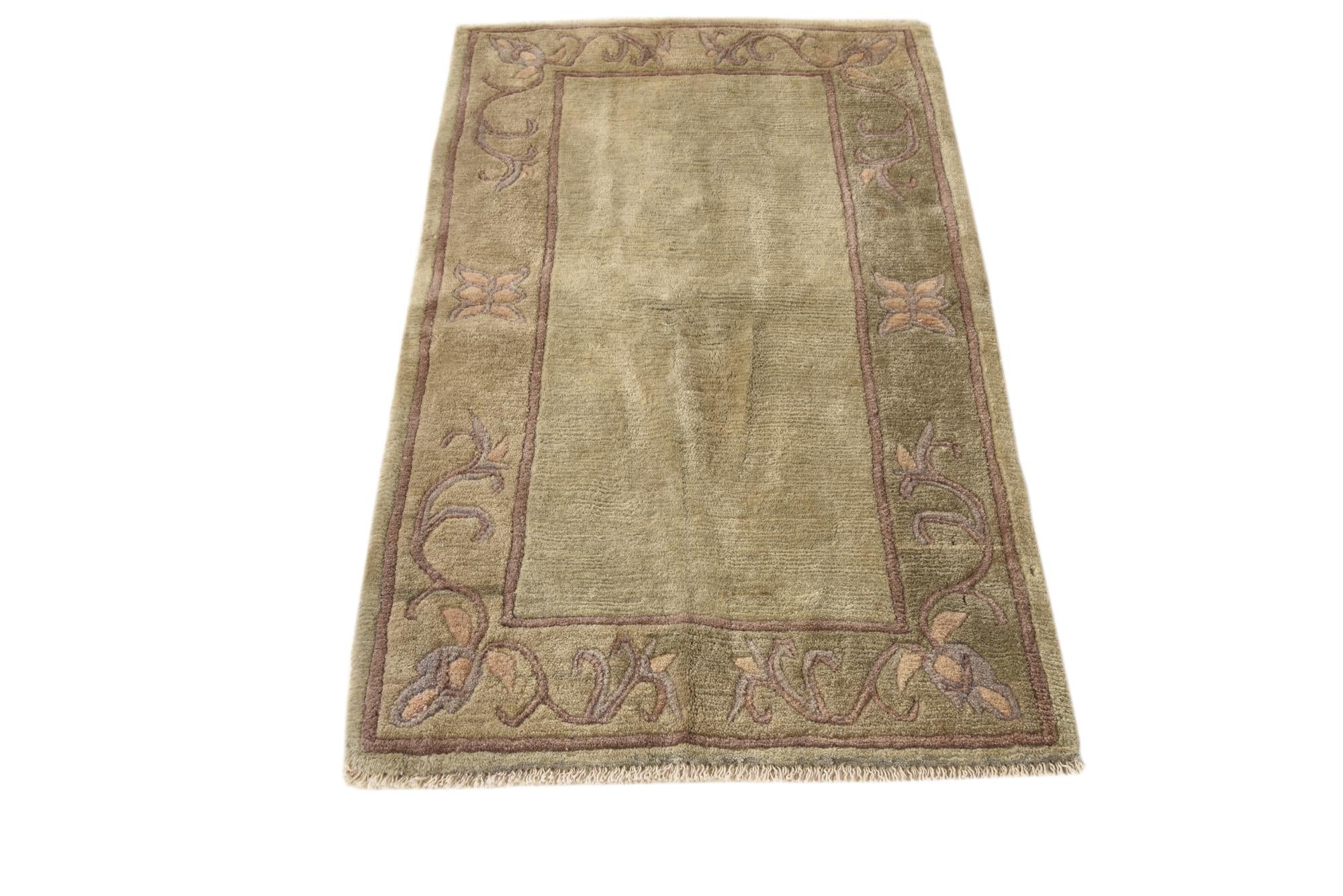 2' 7 x 4' 5 Hand Knotted Nepal Wool Rug