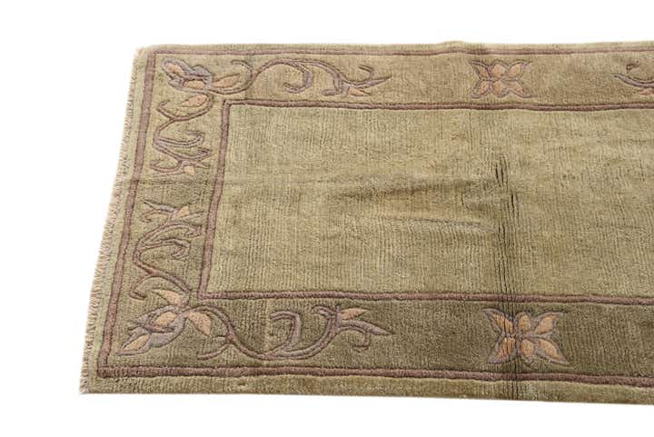 2' 7 x 4' 5 Hand Knotted Nepal Wool Rug