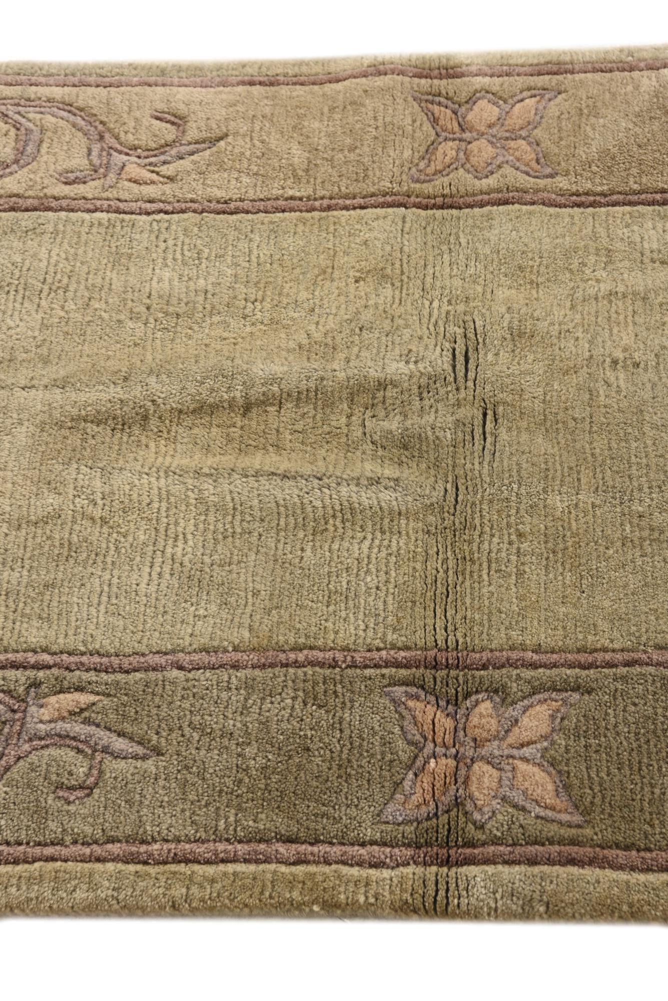 2' 7 x 4' 5 Hand Knotted Nepal Wool Rug
