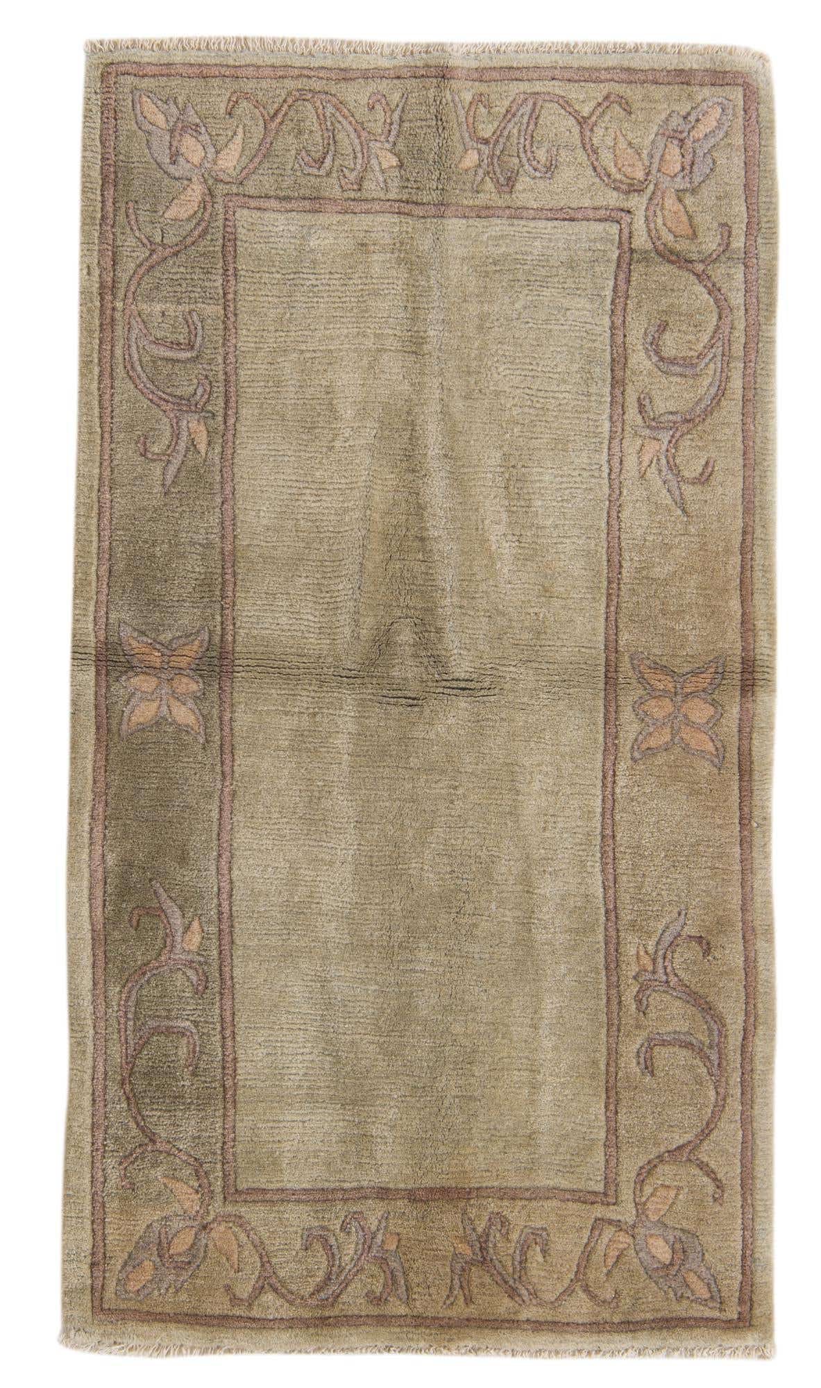 2' 7 x 4' 5 Hand Knotted Nepal Wool Rug