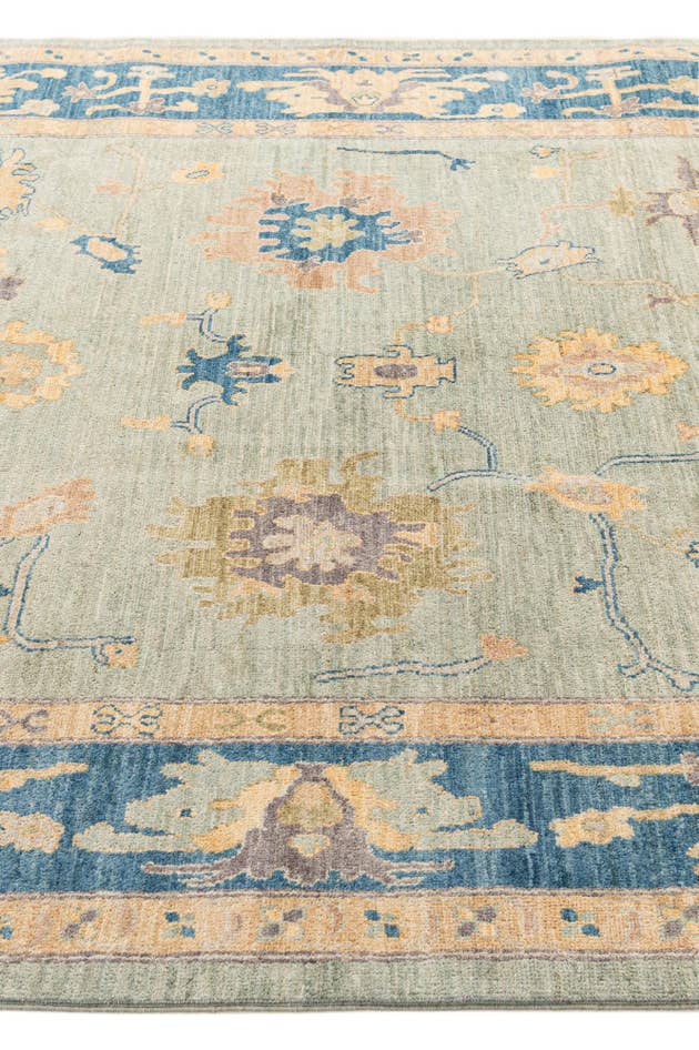 Detail image of 6' 6 x 9' 10 Hand Knotted Oushak Wool Rug