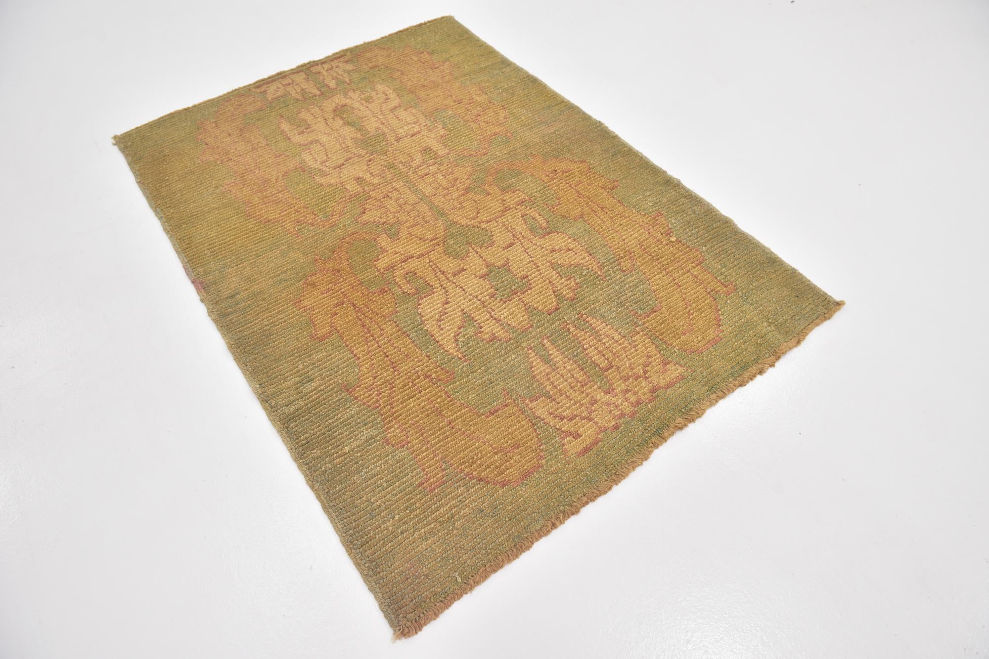 4' 2 x 6' Hand Knotted Oushak Wool Rug