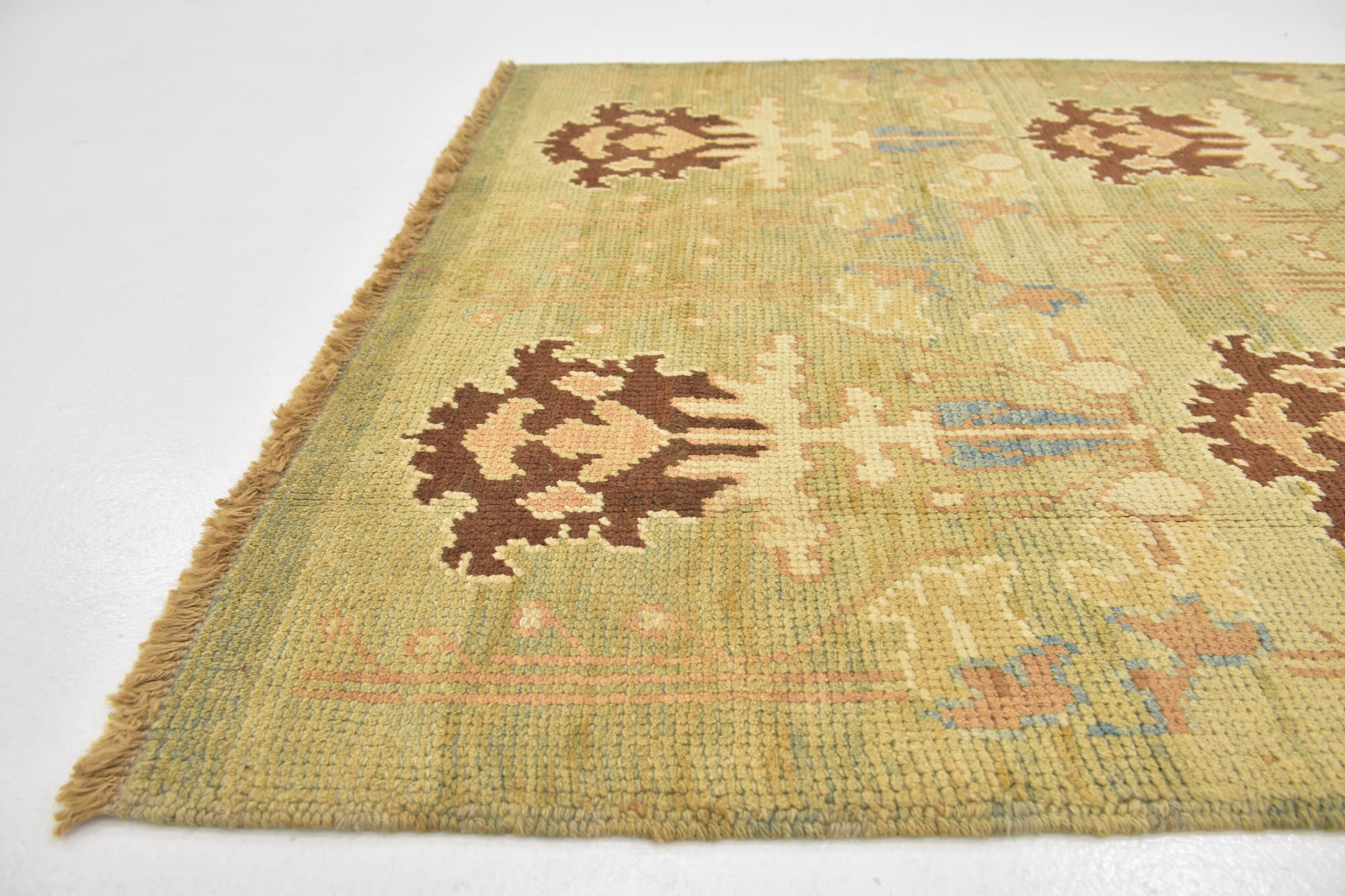 4' 4 x 7' Hand Knotted Oushak Wool Rug