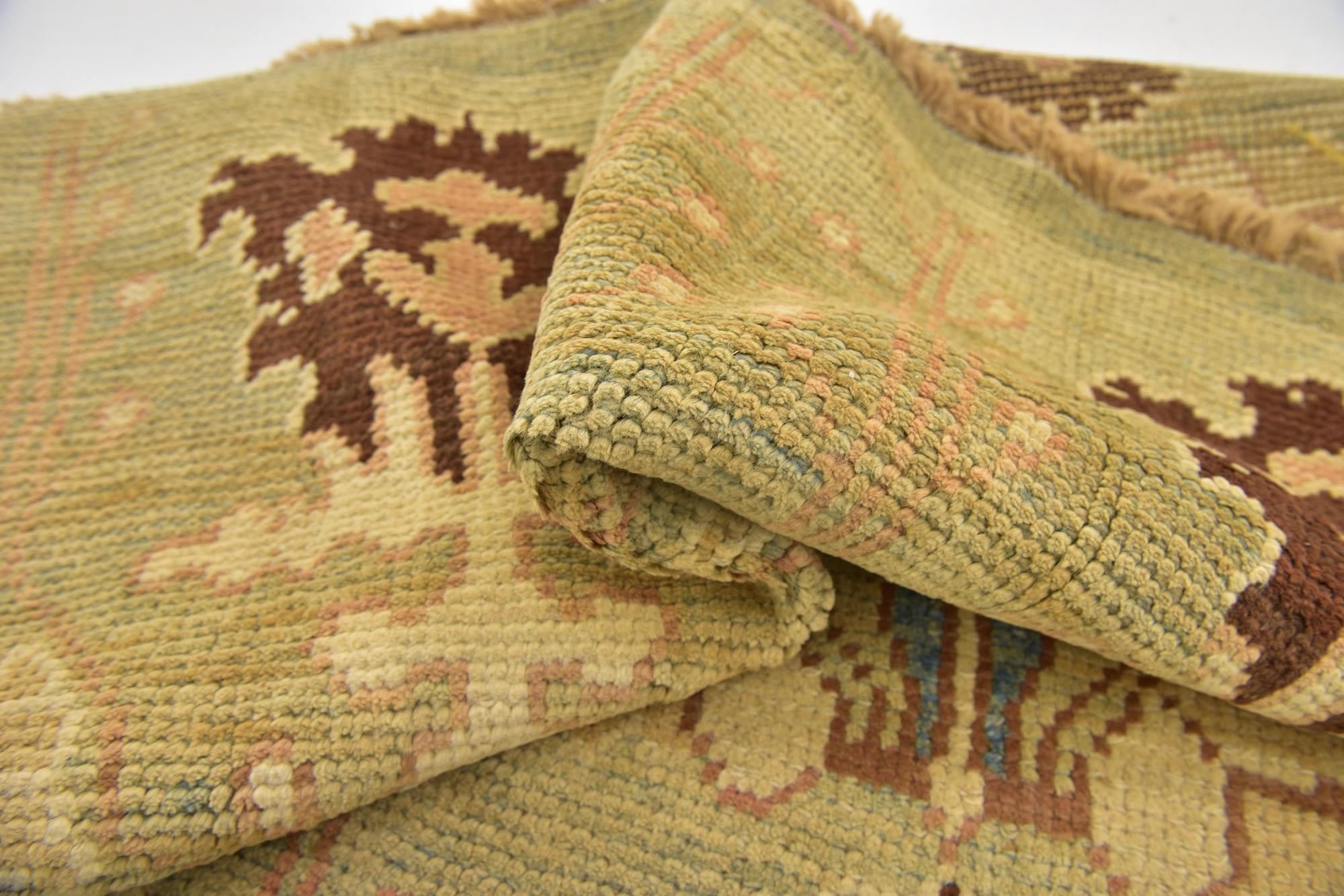 4' 4 x 7' Hand Knotted Oushak Wool Rug