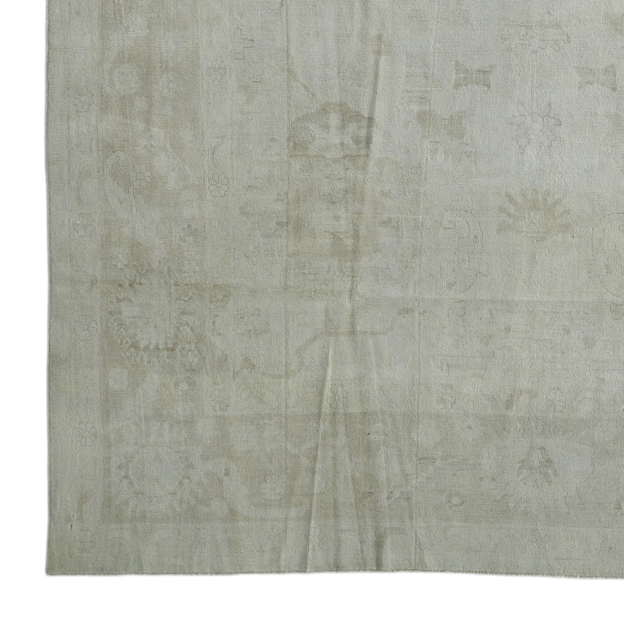 9' 11 x 13' 7 Hand Knotted Oushak Wool Rug