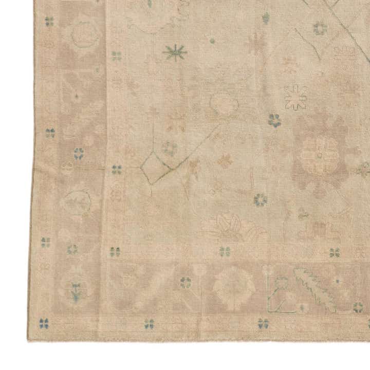 8' x 9' 9 Hand Knotted Oushak Wool Rug