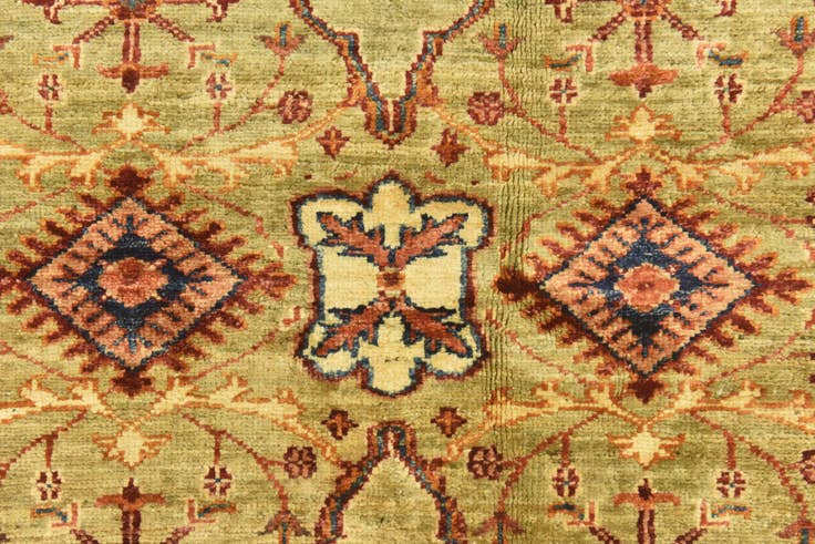 Detail image of 4' 2 x 5' 9 Hand Knotted Peshawar Ziegler Oriental Rug
