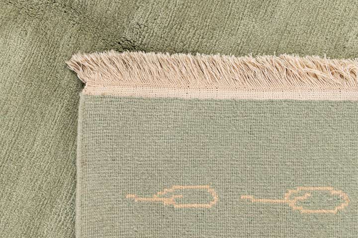 5' 9 x 7' 9 Hand Knotted Tibet Wool Rug