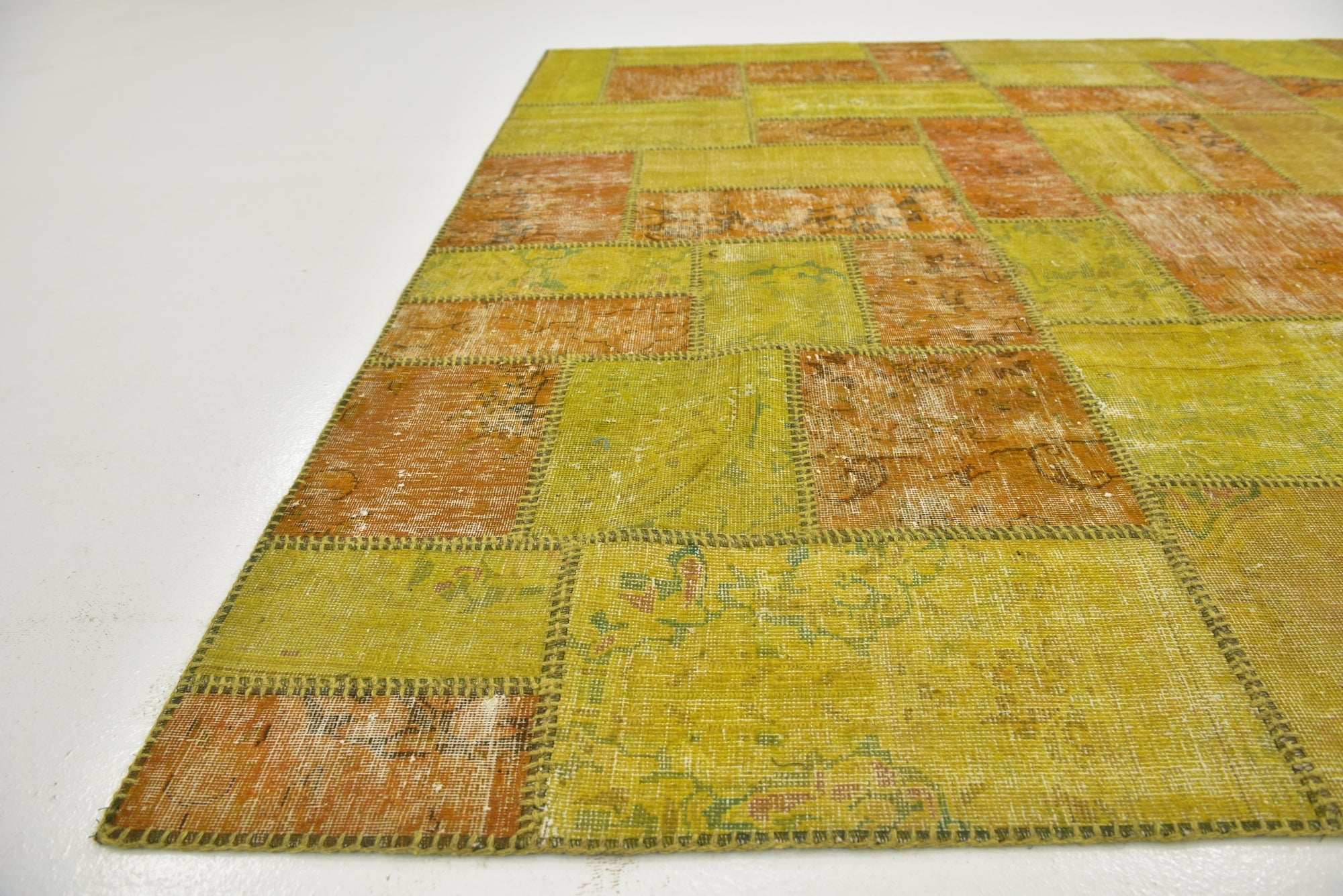 6' 10 x 10' Hand Knotted Ultra Vintage Persian Wool Rug