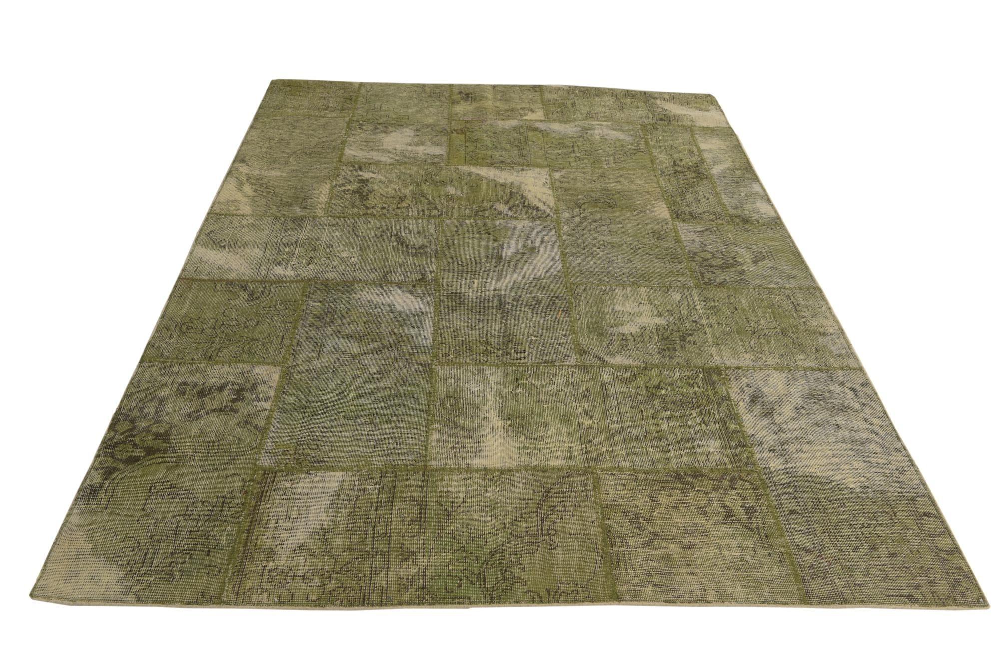 5' 9 x 8' Hand Knotted Ultra Vintage Persian Wool Rug