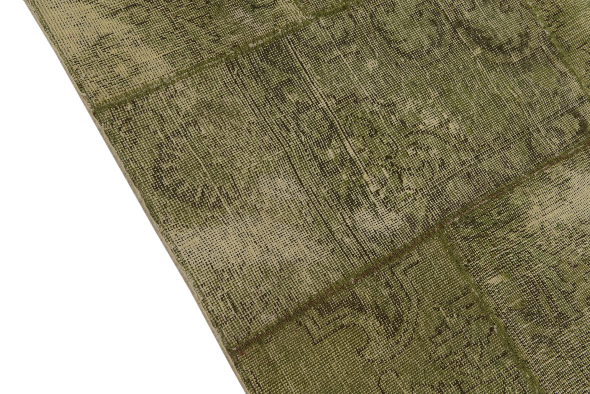 5' 9 x 8' Hand Knotted Ultra Vintage Persian Wool Rug