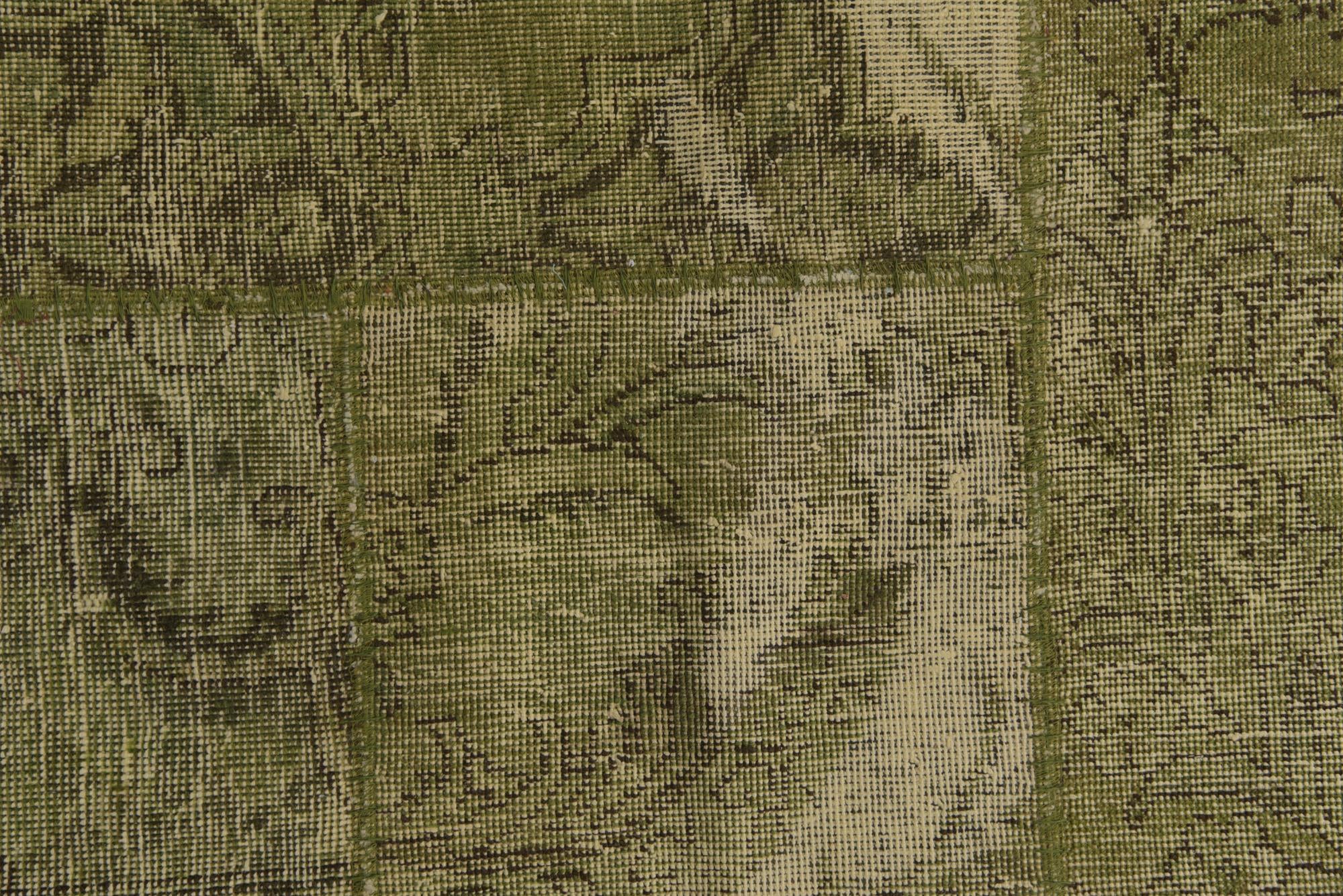 5' 9 x 8' Hand Knotted Ultra Vintage Persian Wool Rug
