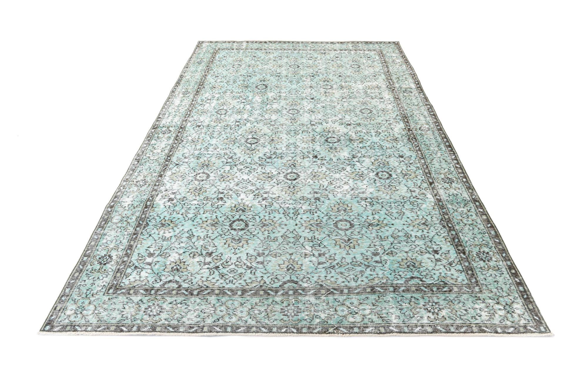 5' 10 x 9' 10 Ultra Vintage Wool Rug