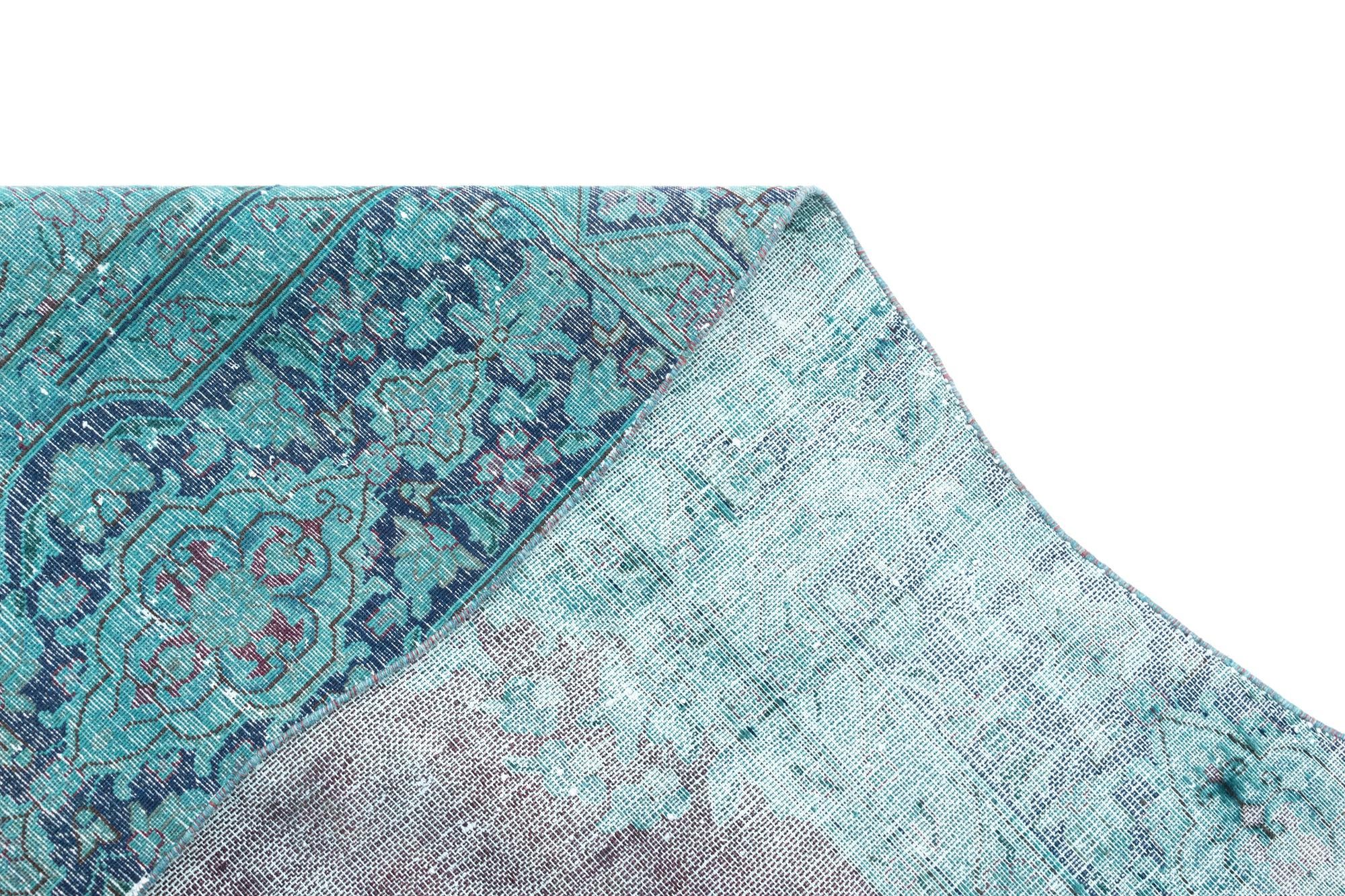 9' 1 x 12' 6 Vintage Royal Wool Rug