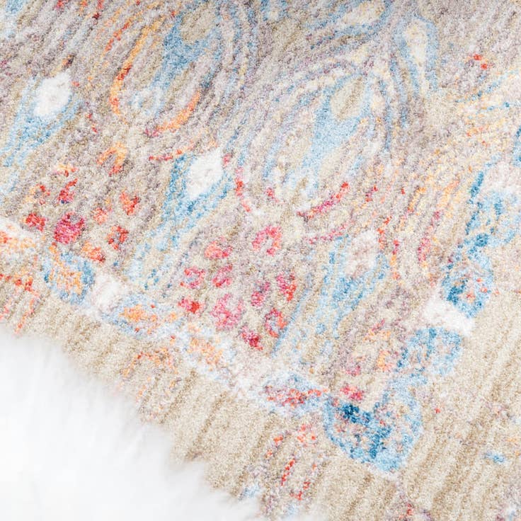 Detail image of 3' 3 x 5' 3 Williamsburg Rug