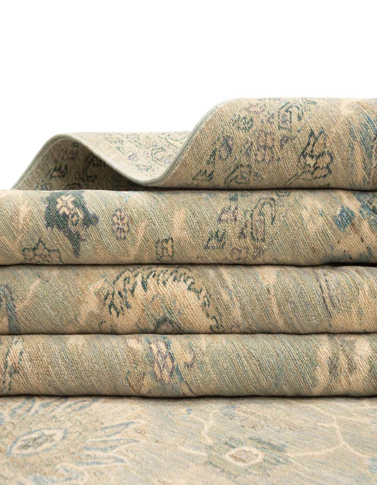 Detail image of 8' 1 x 9' 8 Ziegler Rug