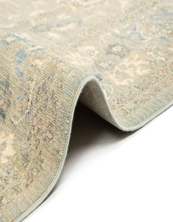 Detail image of 8' 1 x 9' 8 Ziegler Rug