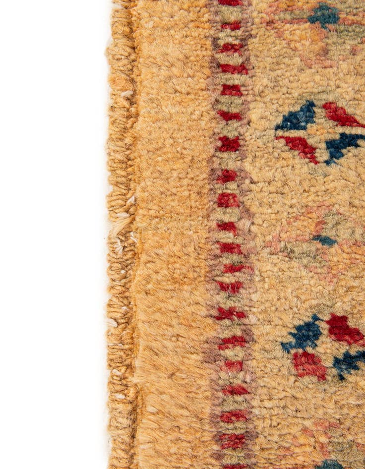 Detail image of 5' 1 x 7' 8  Hand Knotted Ziegler Wool Rug