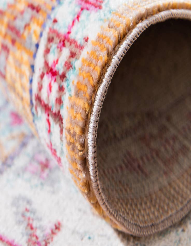 Detail image of 6' x 6' Alexis Round Rug