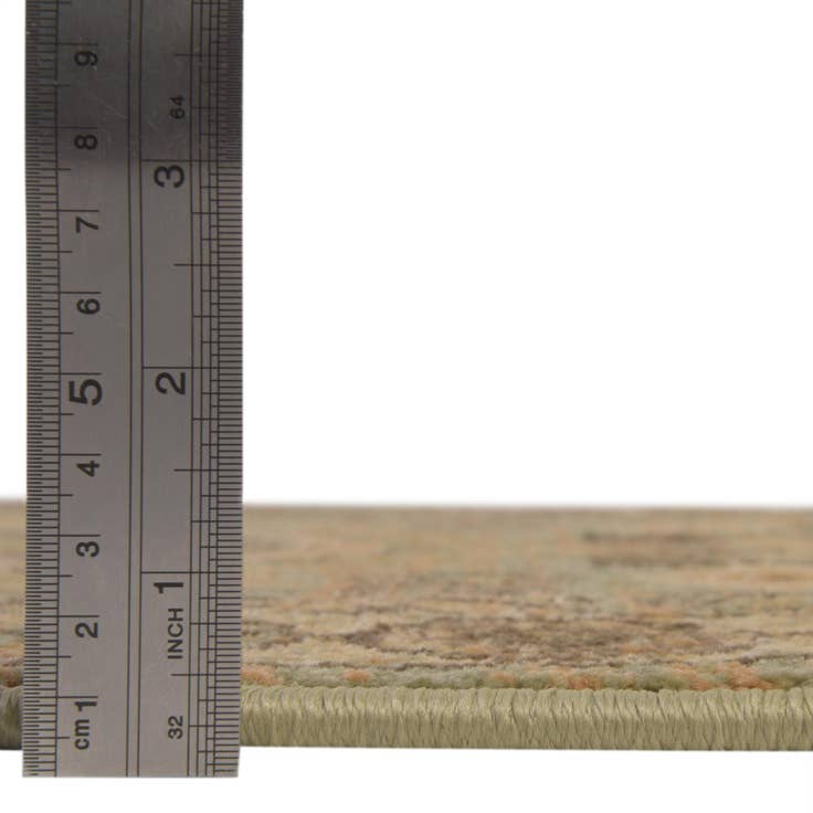 Detail image of 8' x 8' Amina Round Rug