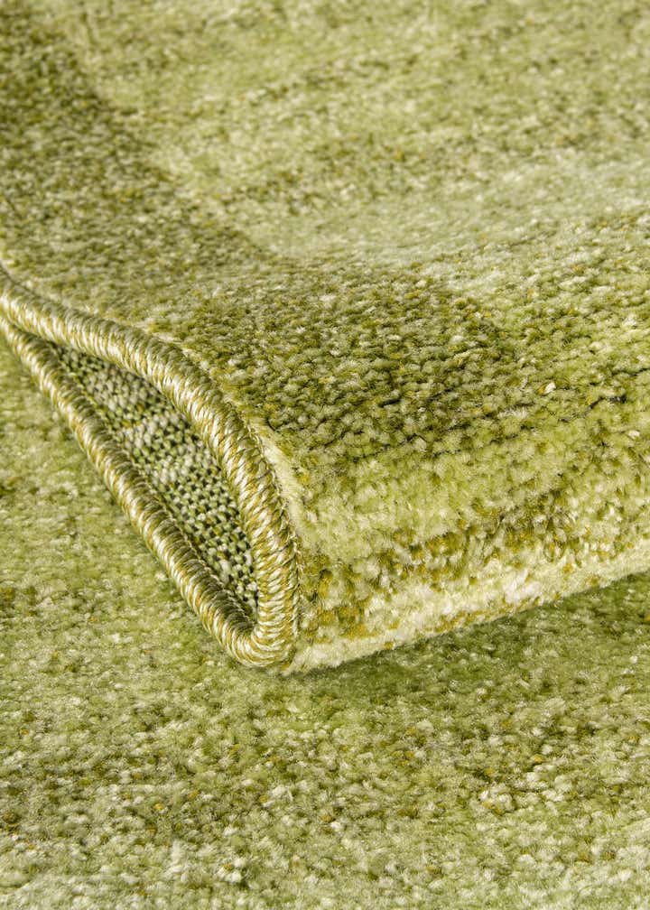 7' 10 x 7' 10 Angelica Round Rug