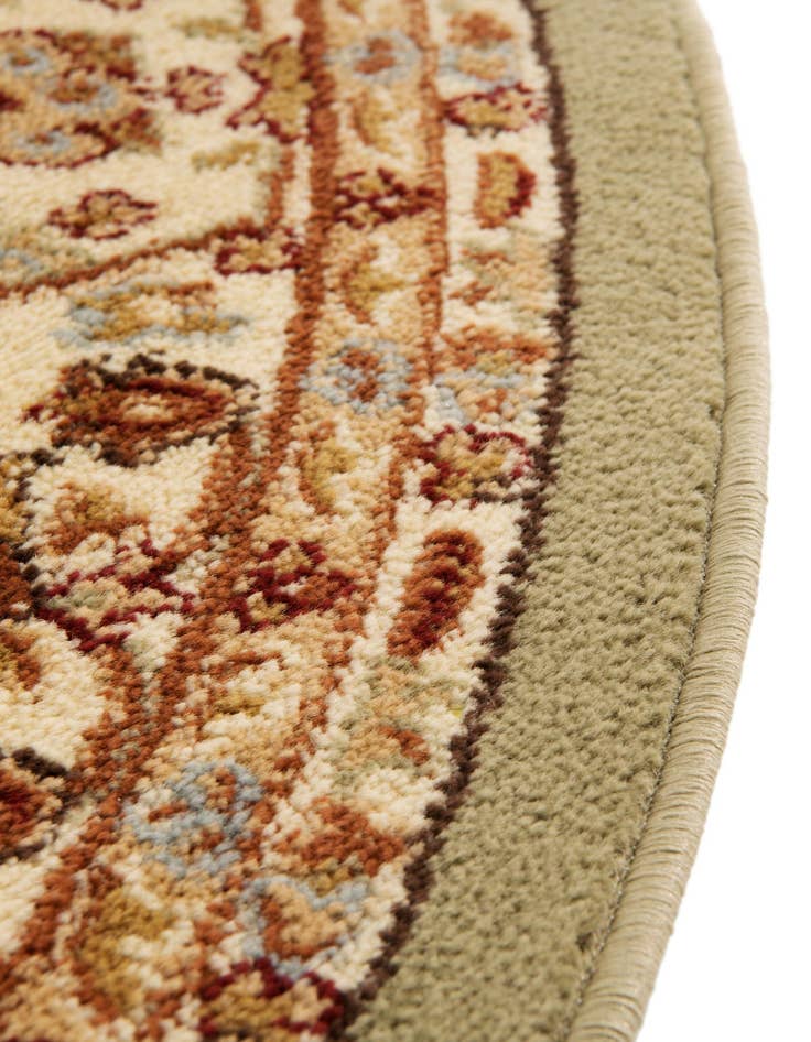 Detail image of 13' x 13' Classic Agra Round Rug