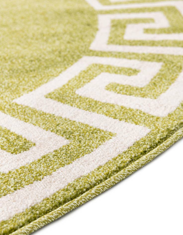 Detail image of 7' 10 x 7' 10 Hera Round Rug