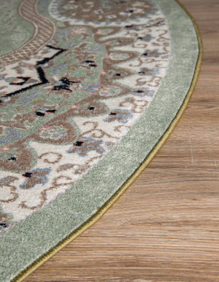 Detail image of 7' 10 x 7' 10 Kamala Washable Round Rug