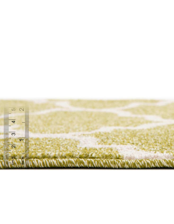 Detail image of 10' x 10' Lattice Round Rug