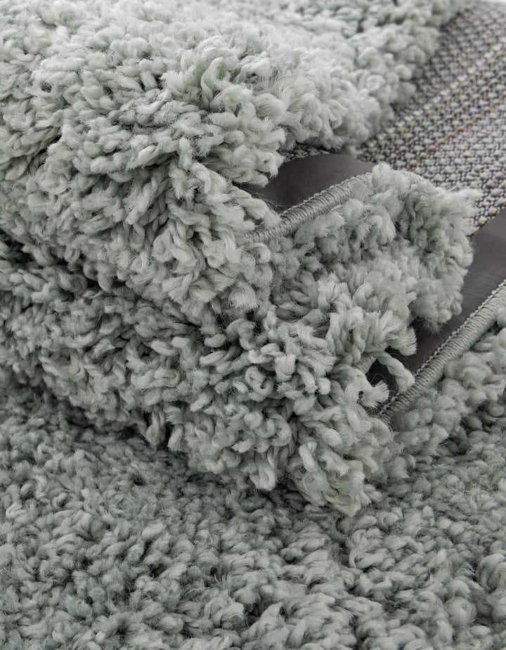 5' 3 x 5' 3 Moroccan Shag Round Rug