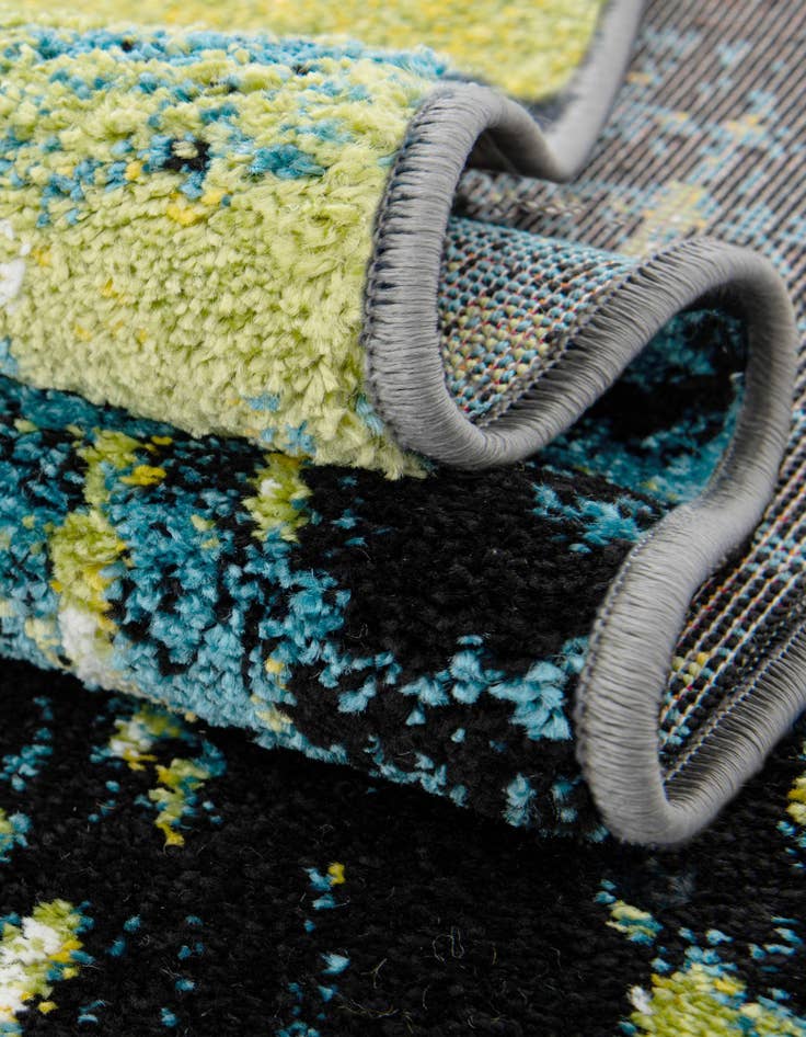 Detail image of 6' x 6' Tuscany Round Rug