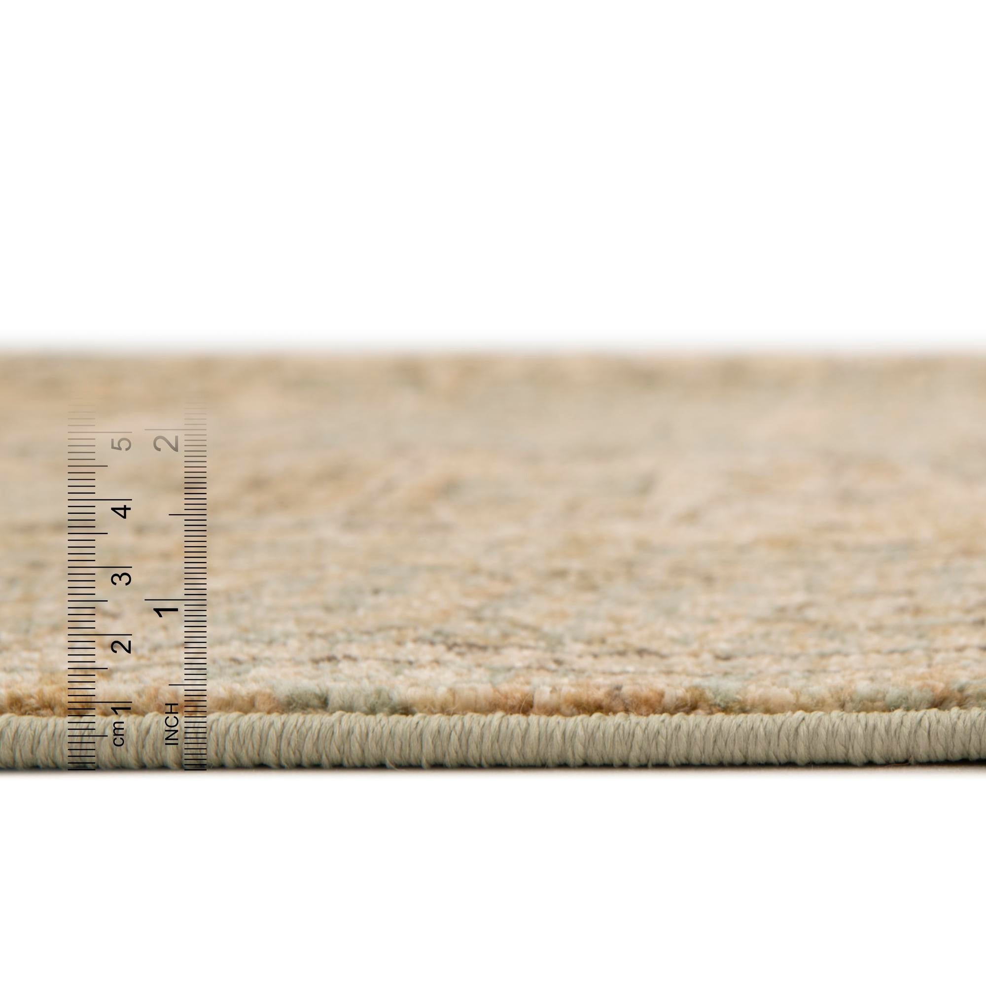 2' 7 x 10' Amina Runner Rug