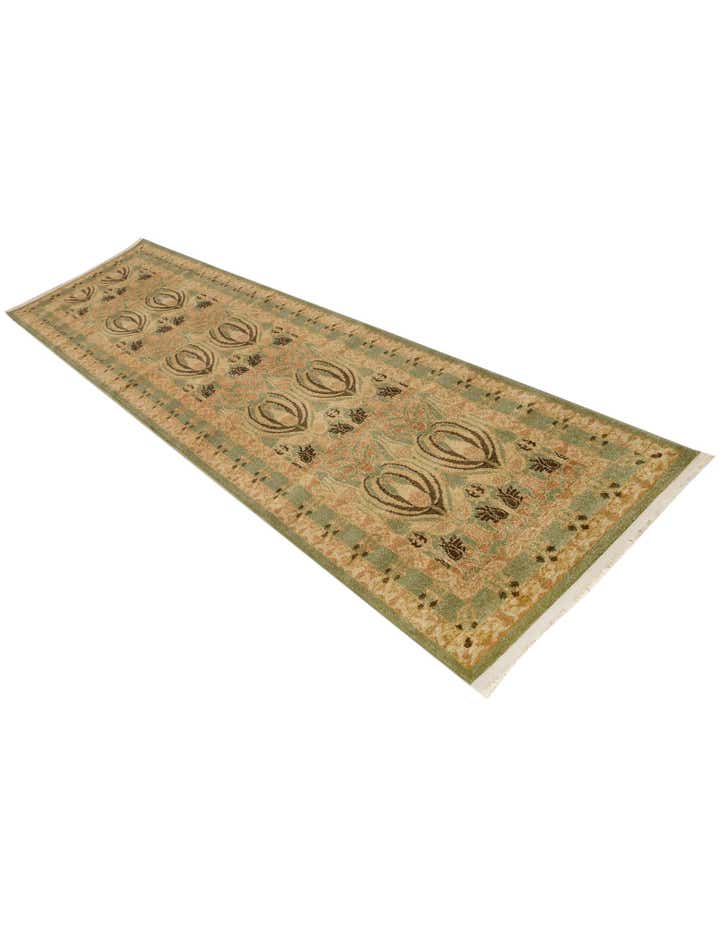 2' 7 x 10' Chelsea Runner Rug