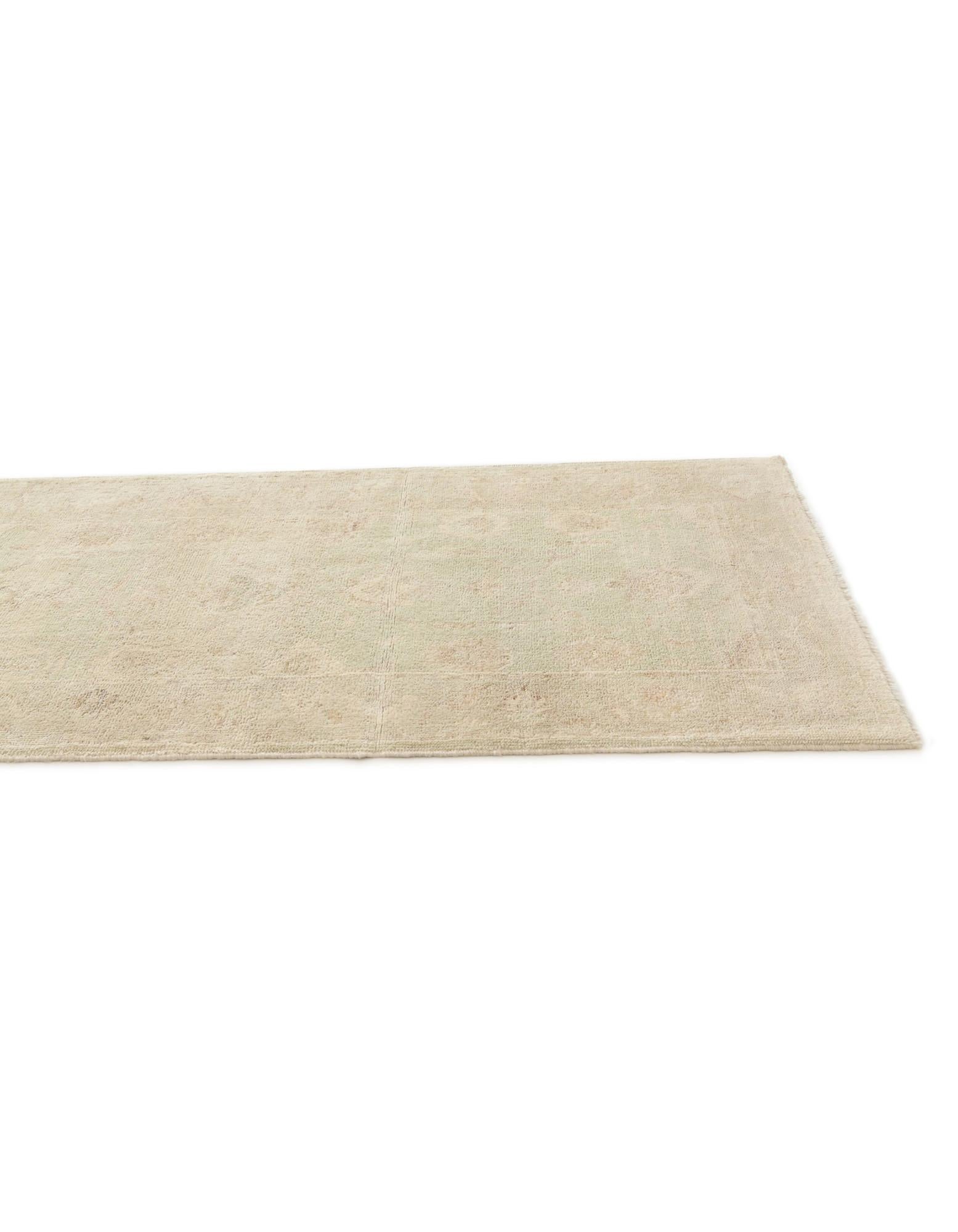 2' 10 x 9' 9 Hand Knotted Oushak Wool Runner Rug