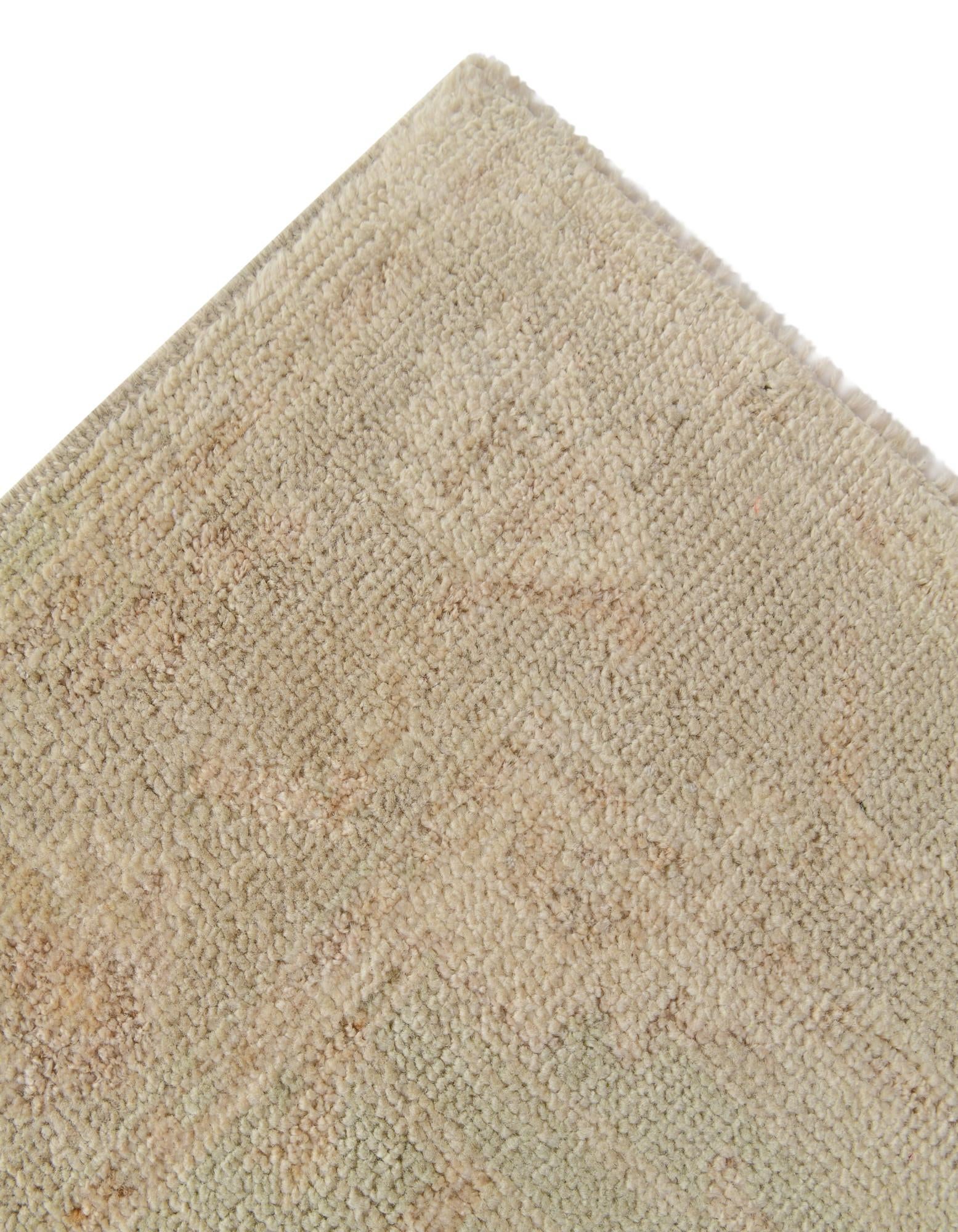 2' 10 x 9' 9 Hand Knotted Oushak Wool Runner Rug