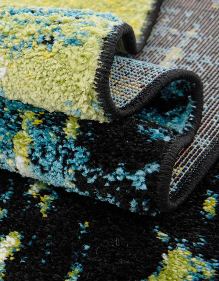 Detail image of 2' 7 x 10' Tuscany Runner Rug