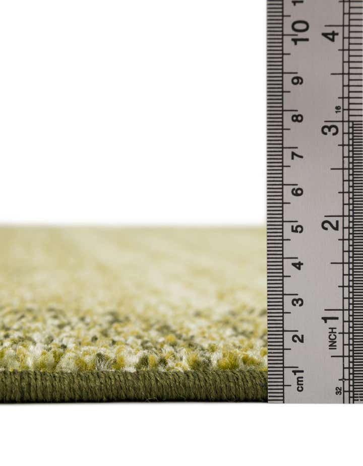 7' 10 x 7' 10 Angelica Square Rug