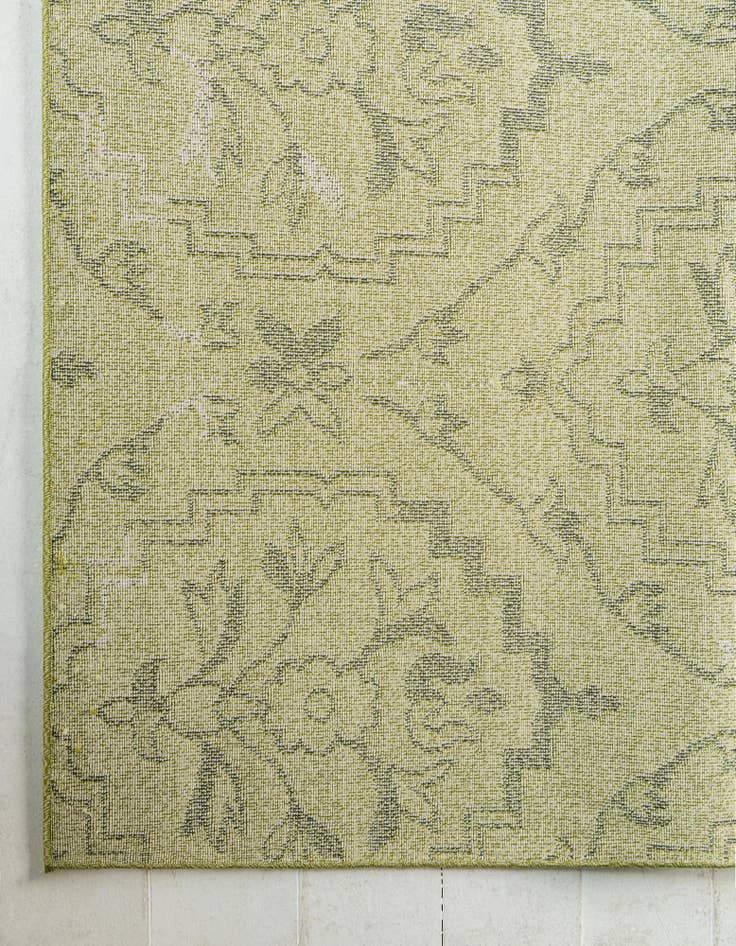Detail image of 8' x 8' Damask Square Rug