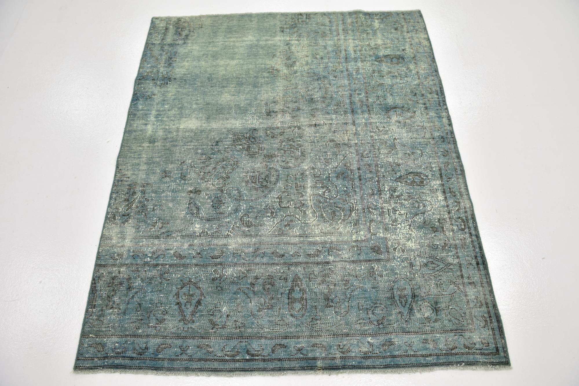 4' x 4' 10 Hand Knotted Ultra Vintage Persian Wool Square Rug