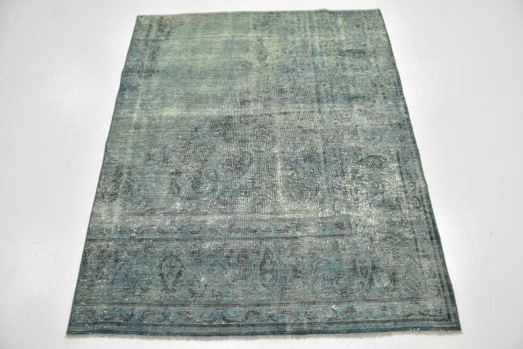 Detail image of 4' x 4' 10 Hand Knotted Ultra Vintage Persian Wool Square Rug