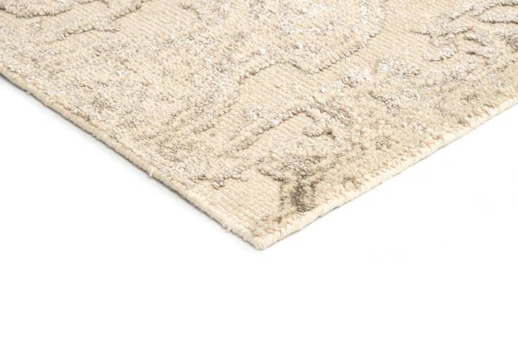 Detail image of 8' x 9' 9 Vintage Royal Rug