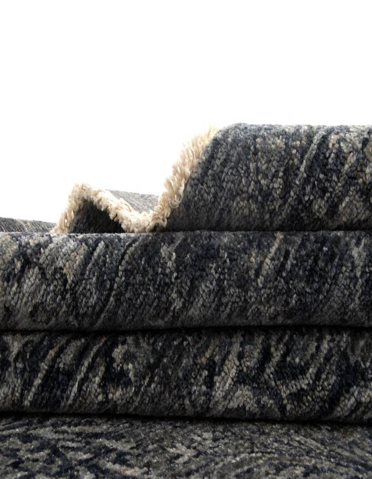 Detail image of  8' 9 x 12' 4 Ziegler Wool Rug