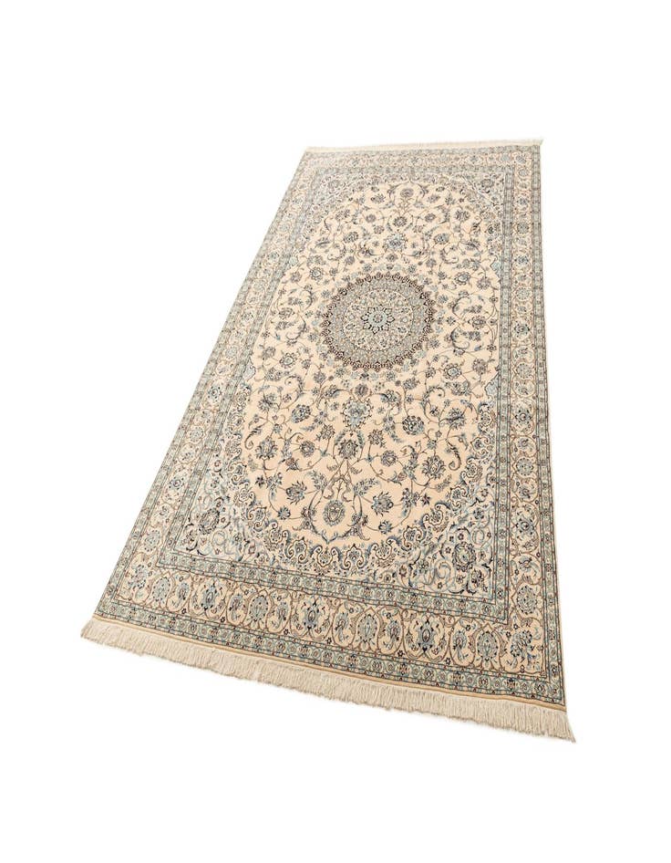 Detail image of 6' 8 x 10' 6 Hand Knotted Nain Rug