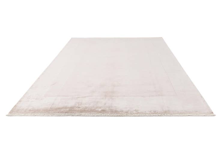 Detail image of 8' 2 x 9' 10 Hand Knotted Darya Wool Rug