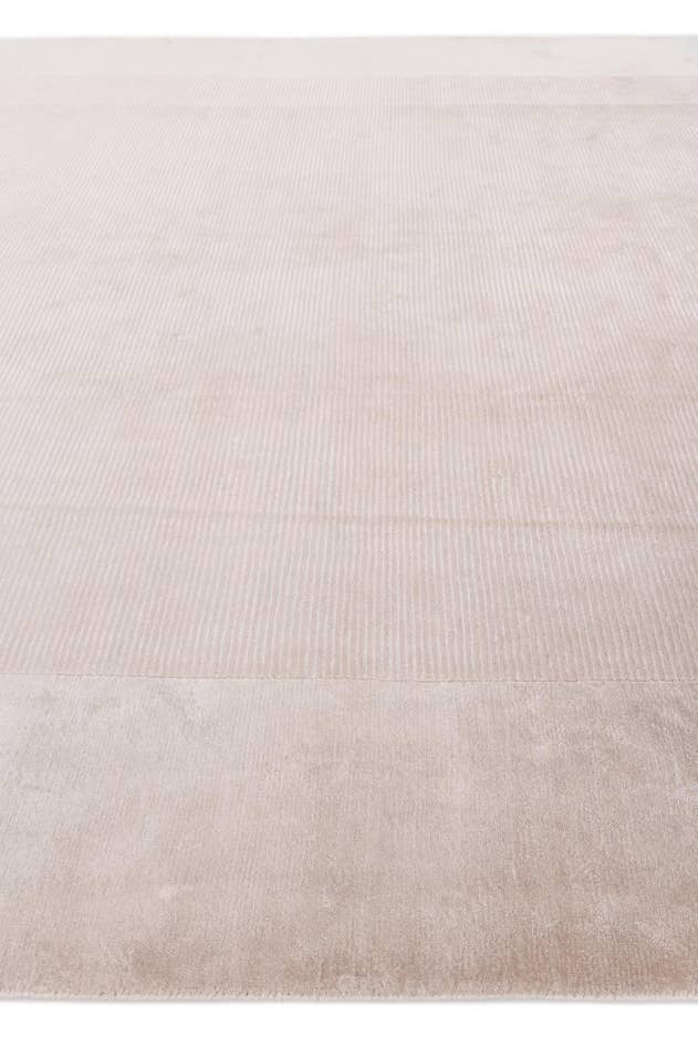 Detail image of 8' 2 x 9' 10 Hand Knotted Darya Wool Rug
