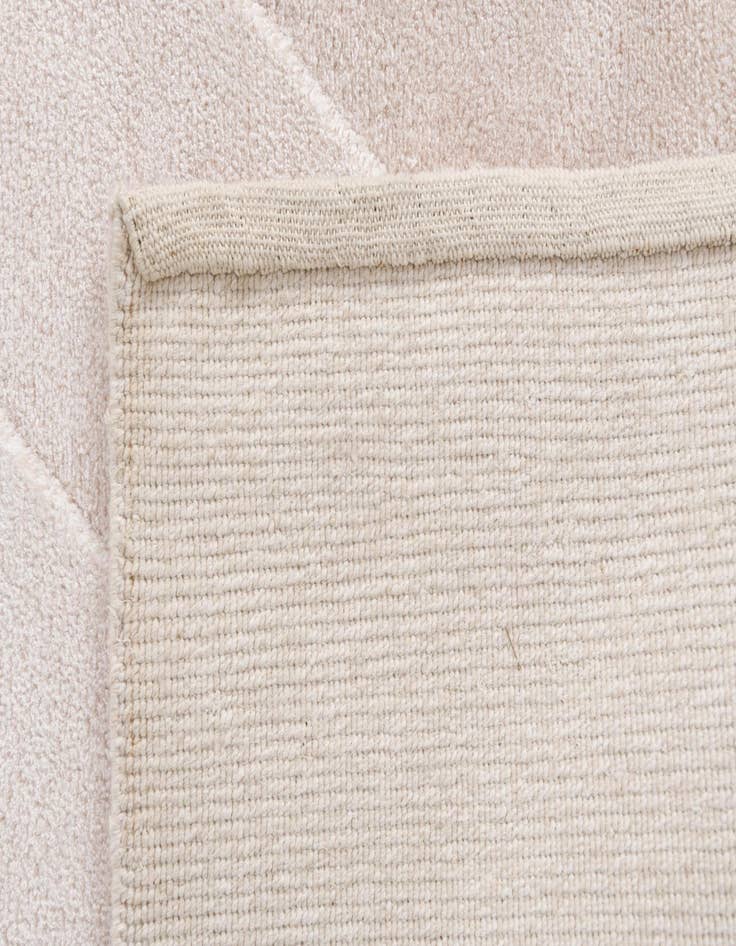 Detail image of 9' 10 x 13' 1  Hand Knotted Darya Wool Rug